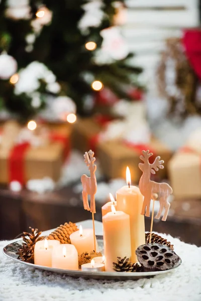 Candele decorative natalizie — Foto Stock