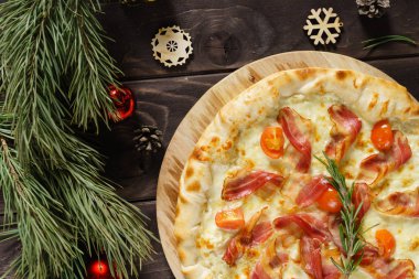 lezzetli ev yapımı pizza