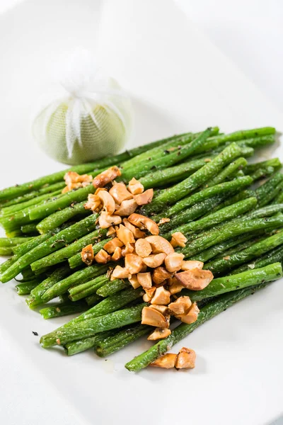 Roasted green beans — Stock Photo, Image