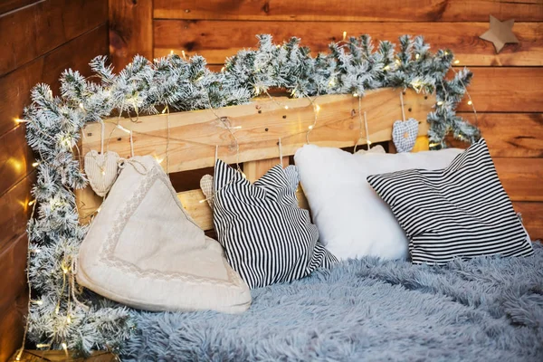 Ložnice s vánoční ozdoby — Stock fotografie