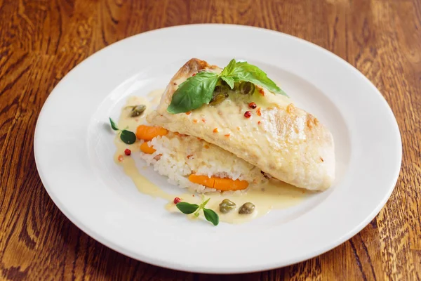 Fish with white rice — Stock Photo, Image