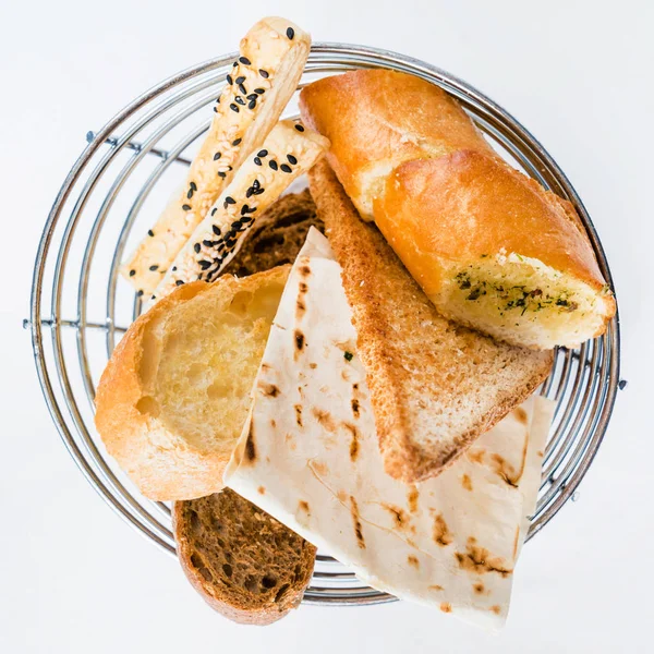 Taze rustik ekmek — Stok fotoğraf