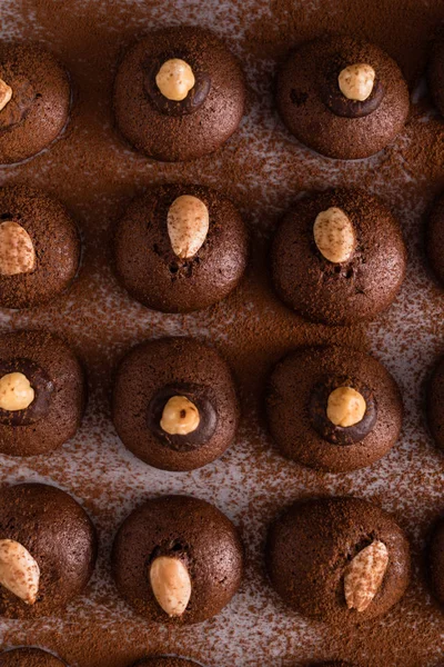 Biscoitos de chocolate com amêndoas — Fotografia de Stock