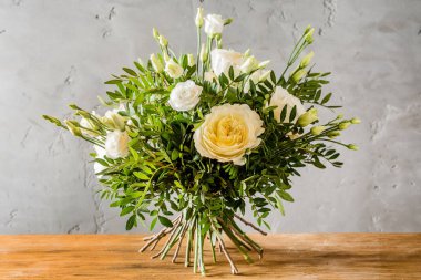 güzel çiçek buketi