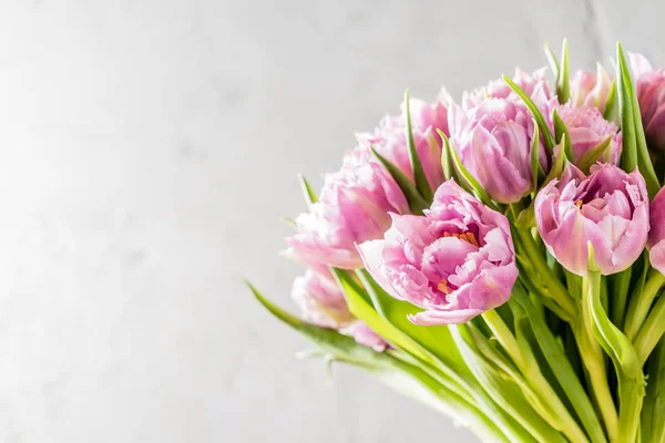 Rosa Tulpenstrauß — Stockfoto