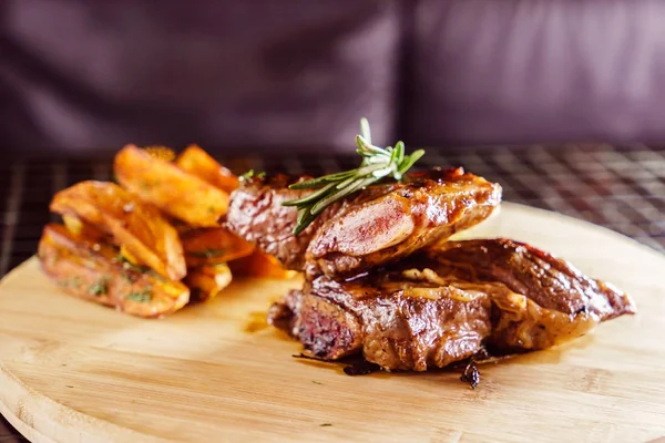 rosemary ile lezzetli biftek 