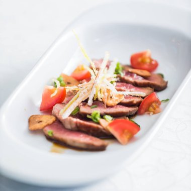  sebze garnitür ile sığır eti