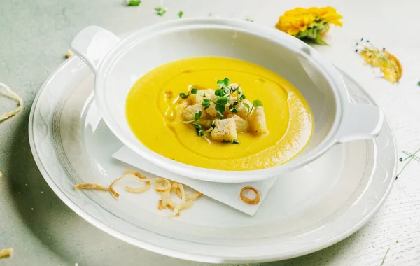 Supă cremă de dovleac — Fotografie, imagine de stoc