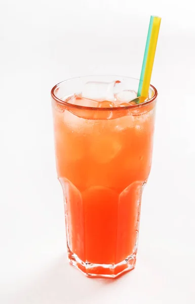 Вкусный летний коктейль — стоковое фото