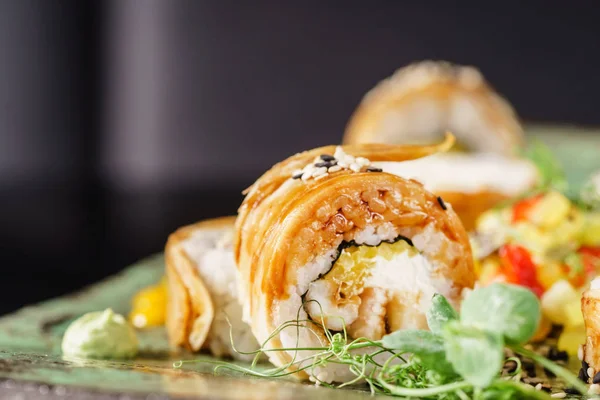 Läckra fusion sushi — Stockfoto
