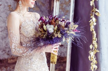 çiçekli güzel gelin