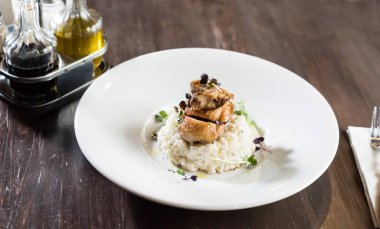 ördek ve mantarlı risotto