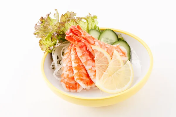 Sashimi-Garnelen auf gelbem Teller — Stockfoto