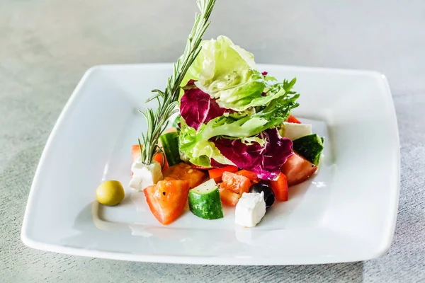 Traditionell grekisk sallad — Stockfoto