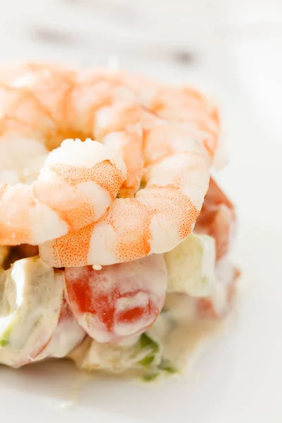 Deliciosa salada de camarão — Fotografia de Stock