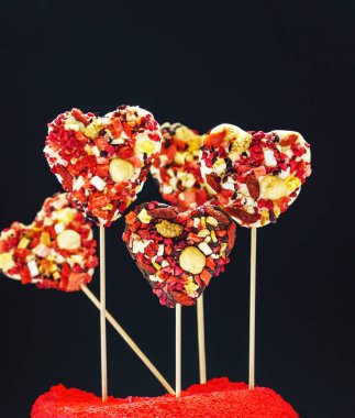 Lezzetli kalp şeklinde tatlılar