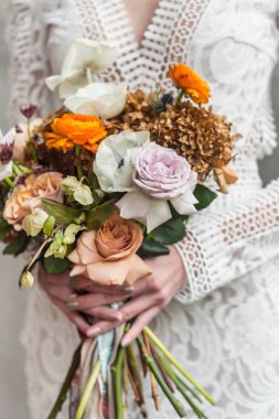 çiçekli güzel gelin