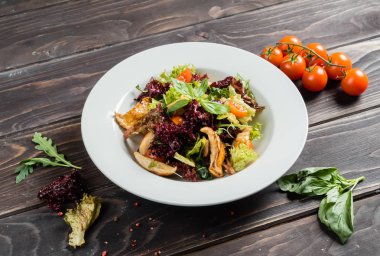 Türkiye ile sıcak salata 