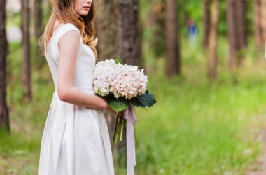 Çiçekli güzel gelin