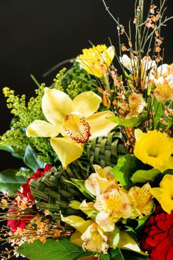 İhale çiçek buketi