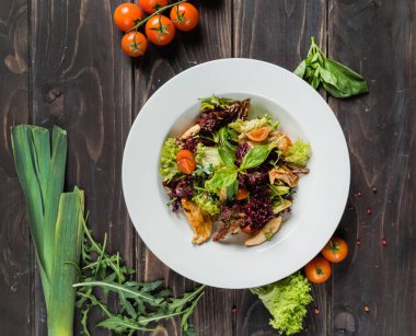 Türkiye ile sıcak salata 