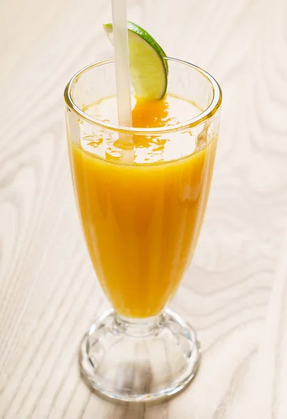 Köstliche Mango frisch — Stockfoto