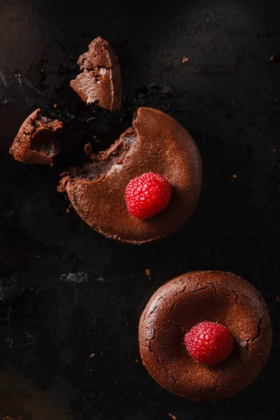 Gâteau au chocolat à la baie — Photo