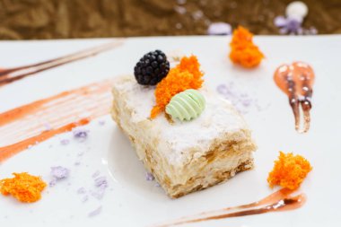 lezzetli Napolyon kek