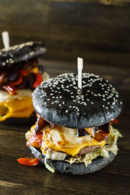 Lezzetli siyah Burger