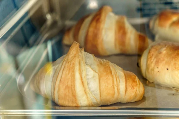 Pastry baking in the oven — Stock Photo, Image