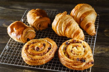 Taze Fransız hamur işleri