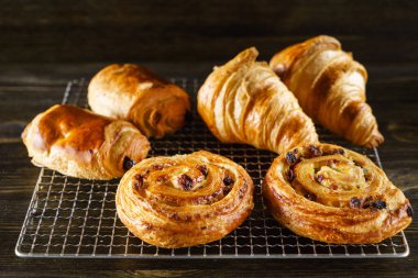 Taze Fransız hamur işleri