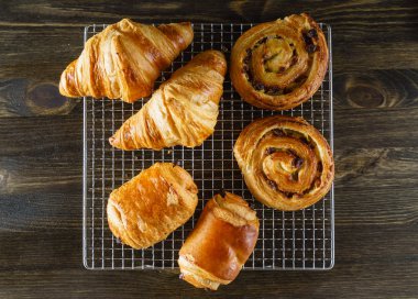 Taze Fransız hamur işleri