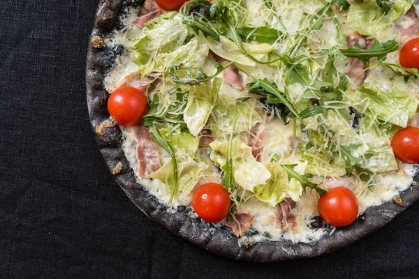 Deliziosa pizza creativa — Foto Stock