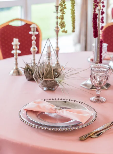 축제 테이블 식사에 대 한 설정 — 스톡 사진