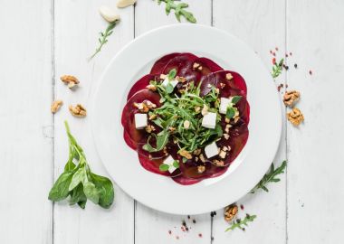 Lezzetli pancar carpaccio