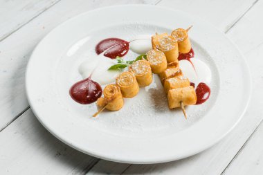 haddelenmiş yassı şişleri