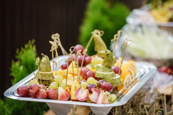 Deliciosos Aperitivos em prato — Fotografia de Stock