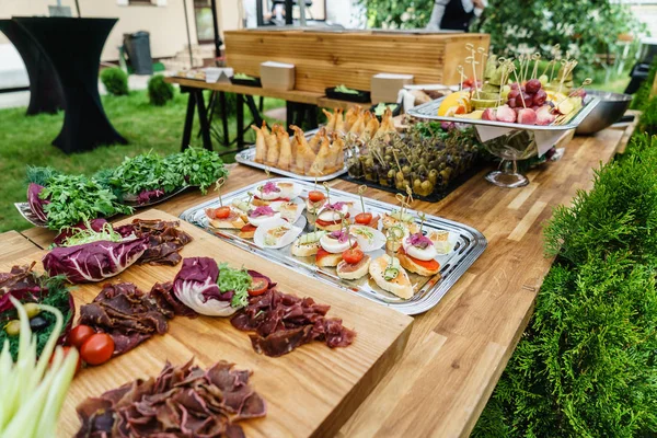 Delicious appetizers on plate — Stock Photo, Image