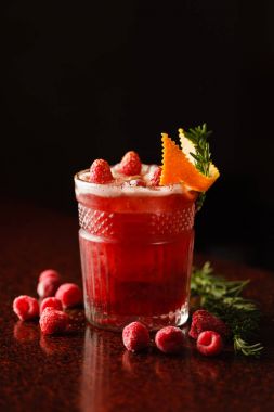 Berry barda kokteyl