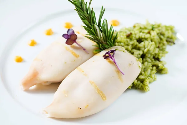 Deliziosi calamari ripieni — Foto Stock