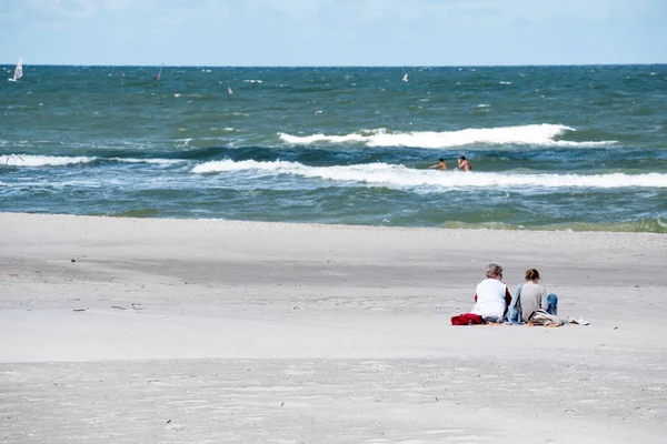 White sand beach på Östersjön — Stockfoto