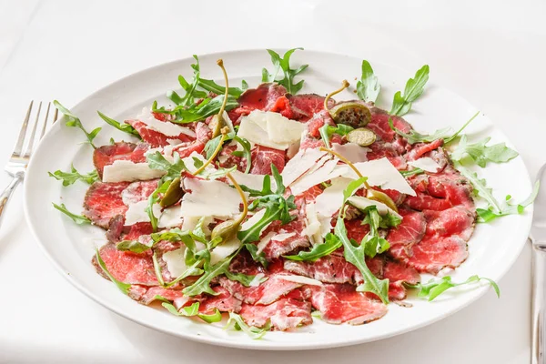 Ízletes marha carpaccio — Stock Fotó