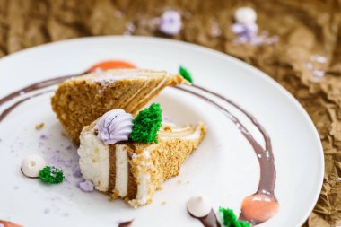 iki dilim kek tatlım