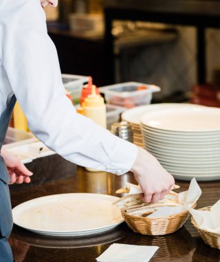 Garson servis salata