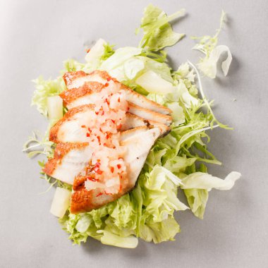 Taze iştah açıcı salata