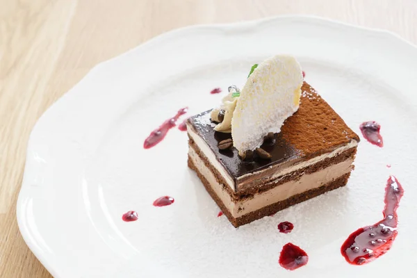 Fresh tasty dessert — Stock Photo, Image