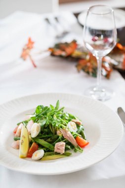 Taze iştah açıcı salata