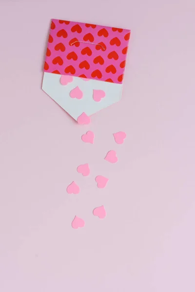 Pink envelope with hearts — Stock Photo, Image