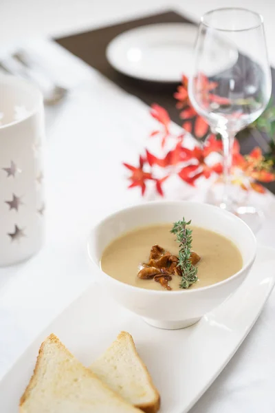 Fresh tasty soup — Stock Photo, Image